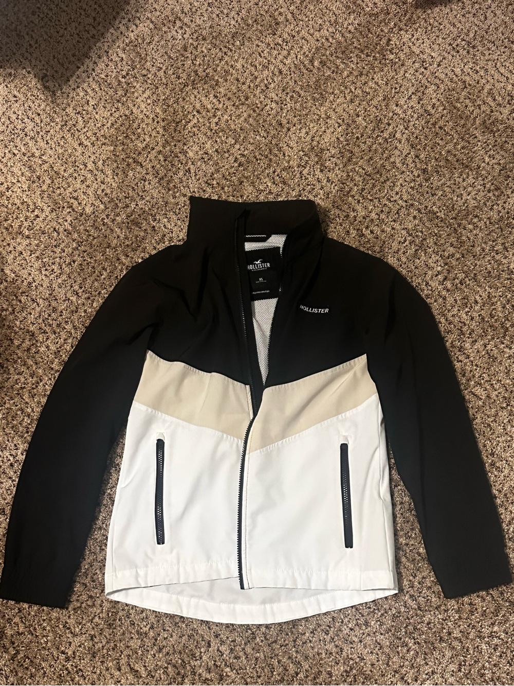 Hollister Men’s XS Epic Flex Colorblock Full Zip Jacket Black White